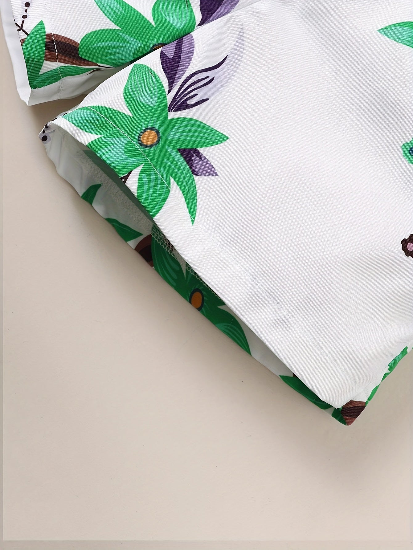 Girls' Shorts Set Two-piece Set Summer Casual Vacation Style Romantic Floral Print Shorts Set Girls' Summer Cool Off-the-Shoulder Strap Top + White Print Shorts Two-piece Set