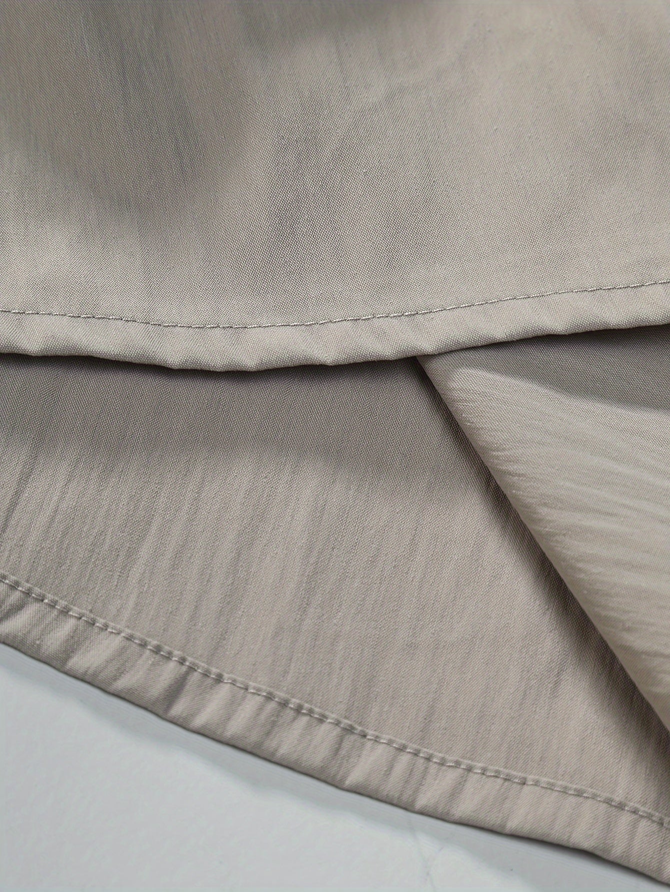 Men's Summer 2pcs Set: Casual Fashion Beige Short Sleeve Collared Shirt & Drawstring Shorts - Lightweight Blend, Ideal for Beach Vacations