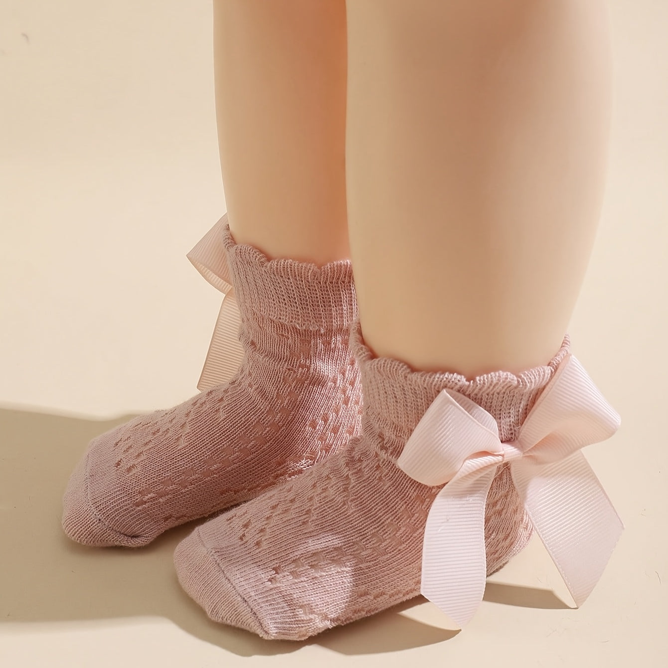 5 Pairs of Baby Socks for Spring And Summer, Featuring Breathable Mesh And Bows, Perfect for Everyday Wear.