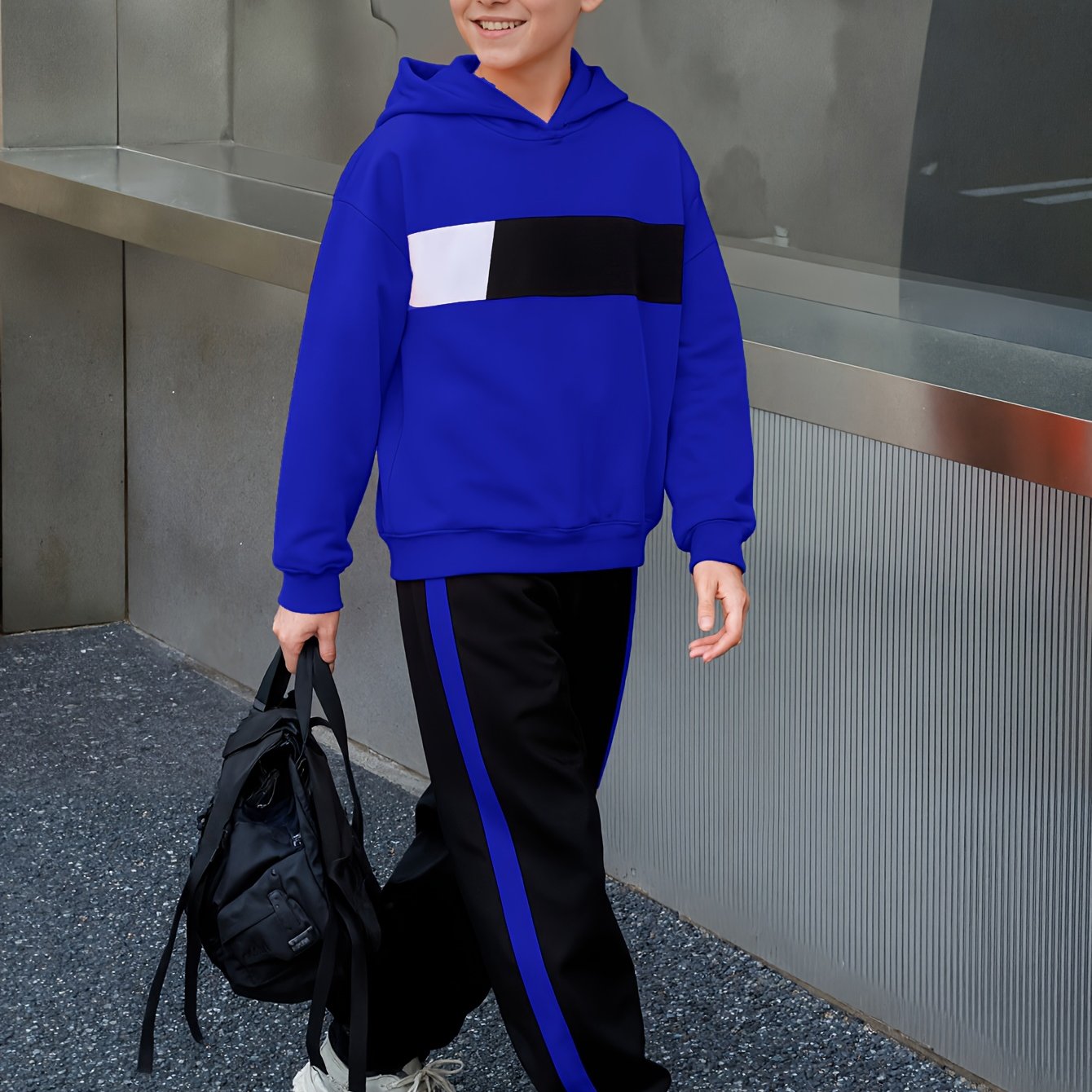 2 հատ տղաների ձմեռային գլխարկով մարզահագուստ և տաբատ - տաք սվիտեր համապատասխան երկար տաբատով, գունային բլոկներով վերնաշապիկ (հարմար է մեծ երեխաների և երեխաների համար) - լվացքի մեքենայով լվացվող 2 հատի հավաքածու, իդեալական է բացօթյա օգտագործման համար