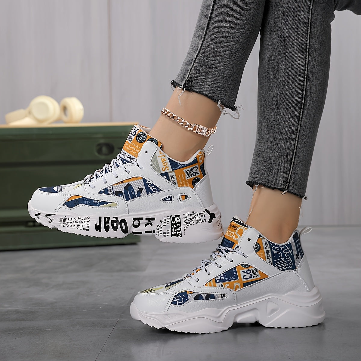 Women's Lightweight Running Shoes - Cushioned Stability Gym Sneakers with Arch Support, Breathable Fabric/PU Upper - All-Season Walking Shoes for Training, Everyday Formal Events - White Black Athletic Footwear, Comfortab