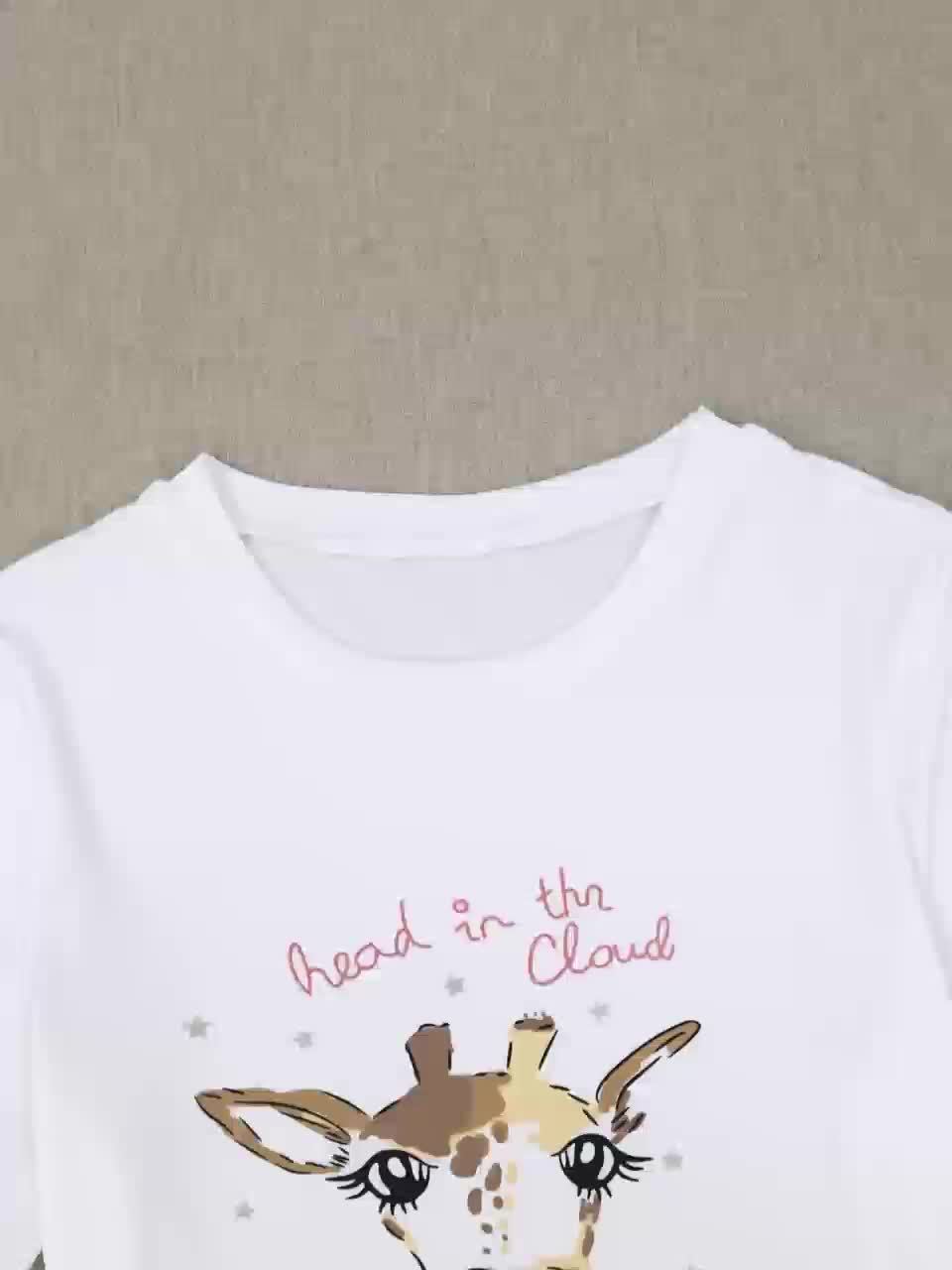 Կանացի 3 հատ Giraffe Print Ննջազգեստի Հավաքածու. Առօրյա կլոր վզով կարճ թև վերնաշապիկ, հարմարավետ շորտեր և երկար տաբատ պոլիեսթեր խառնուրդով, մեքենայով լվացվող քնազգեստ, ընձուղտ նվերներ