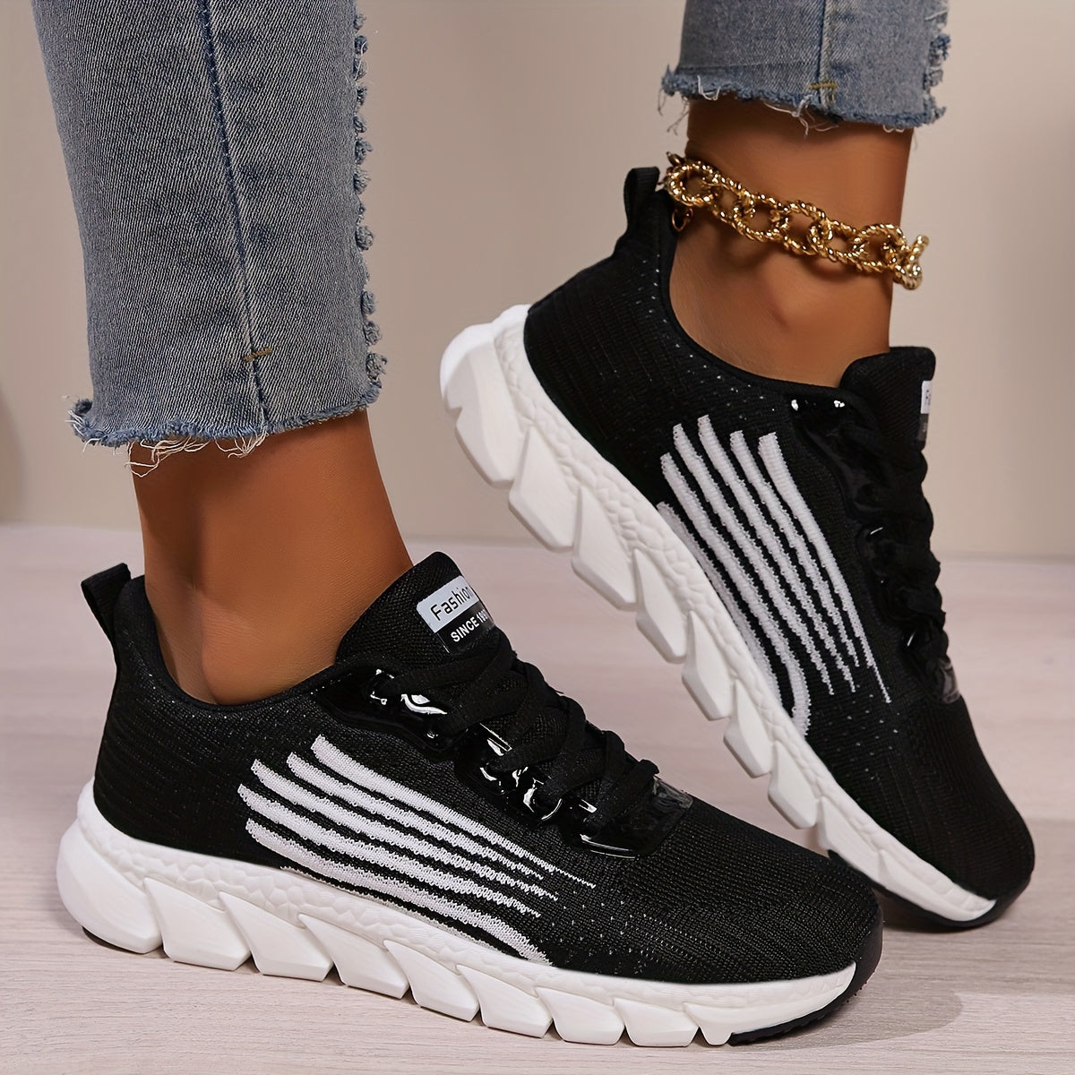 Women's Solid Color Casual Sneakers, Lace Up Comfy Breathable Soft Sole Shoes, Lightweight Low-top Running Shoes plus size