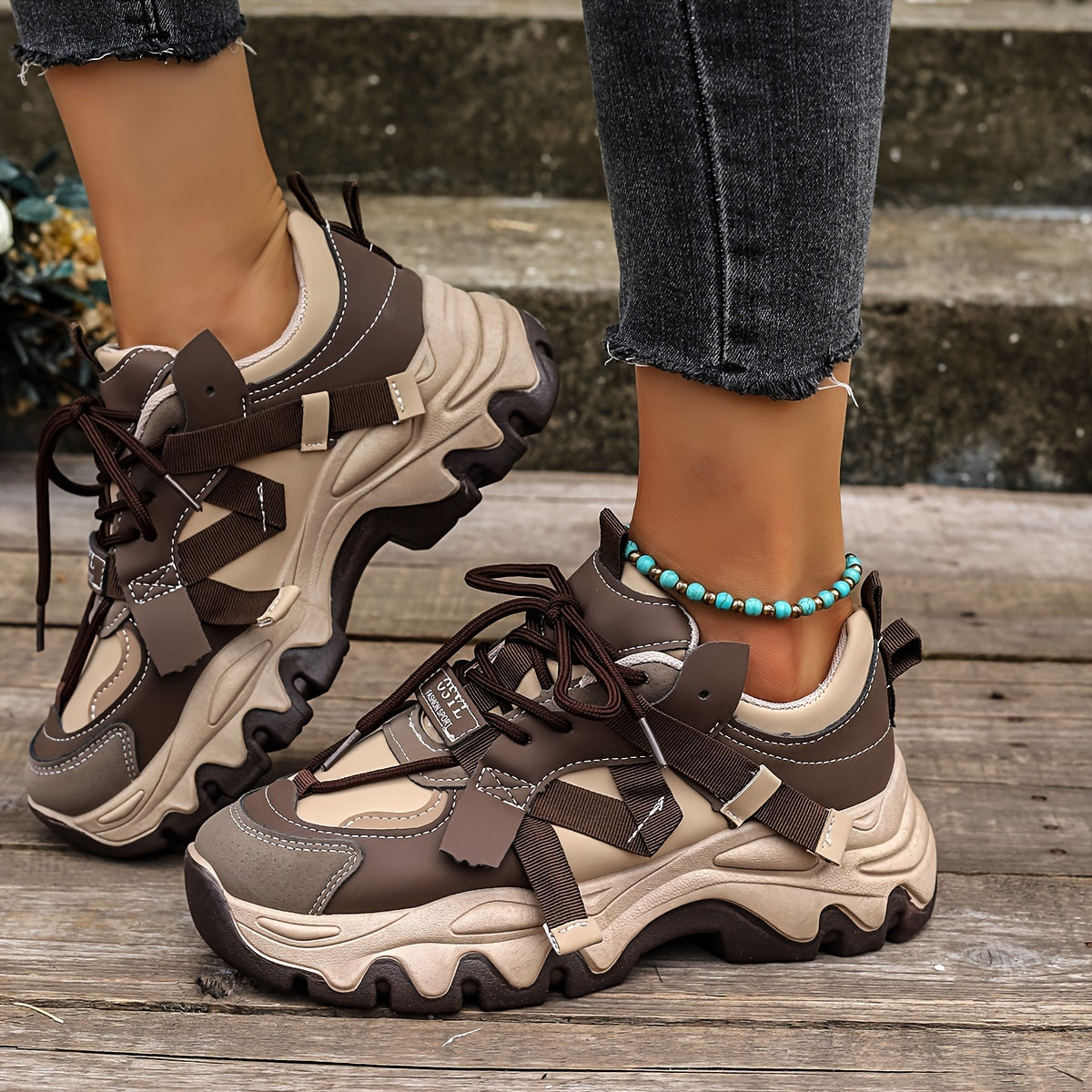 Women's Platform Sports Shoes, Two Tone Lace Up Height Increasing Chunky Sneakers, All-Match Walking Trainers