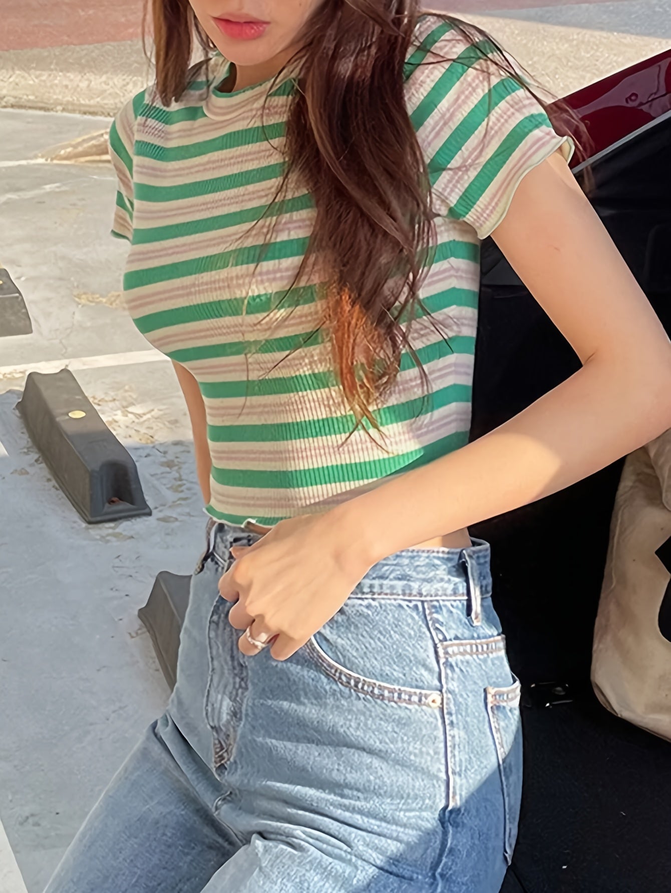 Women's Ribbed Striped Short Sleeve Round Neck Striped T-Shirt