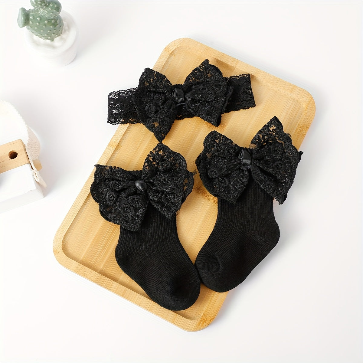 1 Set Baby Lace Bowknot Socks and Hairband, Polyester 95% Spandex 5%, All-Season Knit Fabric, Hand Wash Only, Perfect for Newborn, First Birthday Gift, 27g/m²