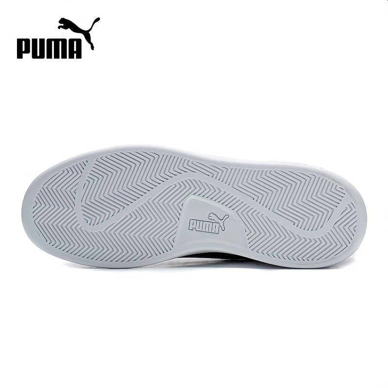 PUMA Ունիսեքս ցածր, առօրյա սպորտային կոշիկներ՝ սպիտակ և սև կոնտրաստային դիզայնով, շնչող PU վերին մաս և ռետինե ներբան, կապիչներով հարմարավետ կոշիկներ տղամարդկանց և կանանց համար, նրբագեղ սպորտային դիզայն, ներքին աստառ՝ կտորից, ամուր ռետինե ներբան։