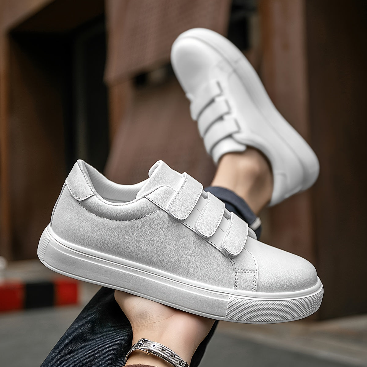 Men's Trendy White Skate Shoes with Hook-and-loop Fastener Closure, Lightweight & Comfortable Casual Sneakers for Casual Attire, Flat Sole, PU Upper, EVA Sole, Fabric Lining, Perfect for Running, Walking, and Street Style