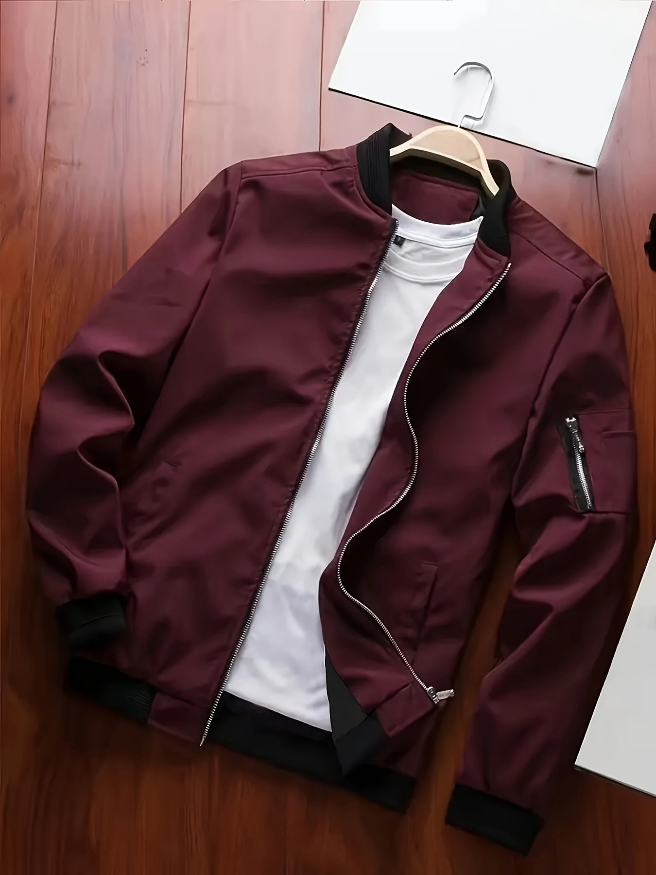 Men'S Stylish Black Sports Casual Jacket - Lightweight Bomber with Zipper Pockets, Front Zipper Panel, and Ribbed Cuffs - Perfect for Outdoor Activities, Running, and Casual Attire