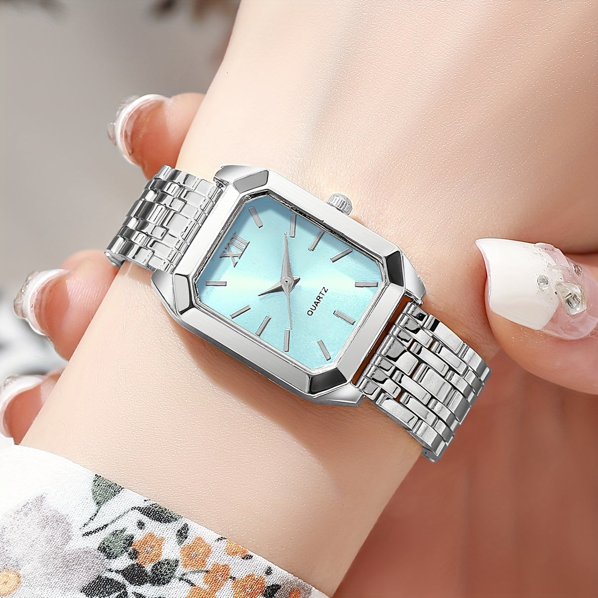 1pc Women's Luxury Square Watch with Multi-Color Dial & Golden-Tone Zinc Alloy Band - Quartz Movement, Fashionable Wristwatch for Casual & Formal Occasions, Casual Wristwatch | Colorful Dial Watch | Premium Look Watch