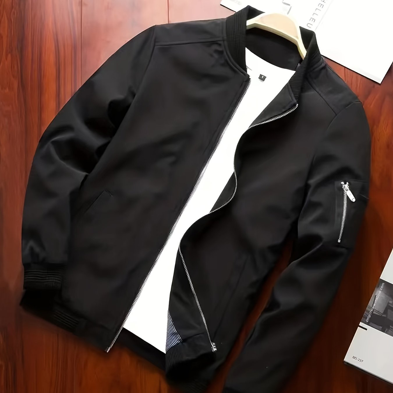Men'S Stylish Black Sports Casual Jacket - Lightweight Bomber with Zipper Pockets, Front Zipper Panel, and Ribbed Cuffs - Perfect for Outdoor Activities, Running, and Casual Attire