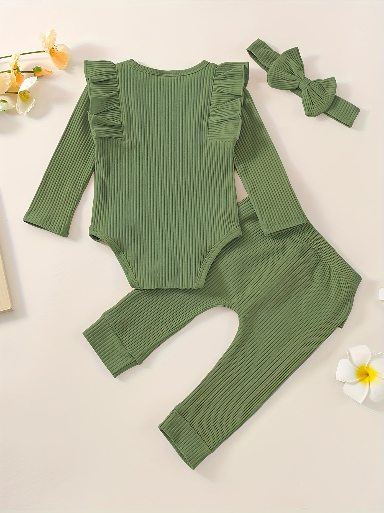 3pcs Baby Girl Outfit Set, Cute Ribbed Ruffle Long Sleeve Romper & Pants, 95% Cotton 5% Spandex, Crew Neck Pullovers, Solid Color, Regular Fit, No Belt, Fall/Winter Knit Fabric, 0-18 Months, for Outdoor