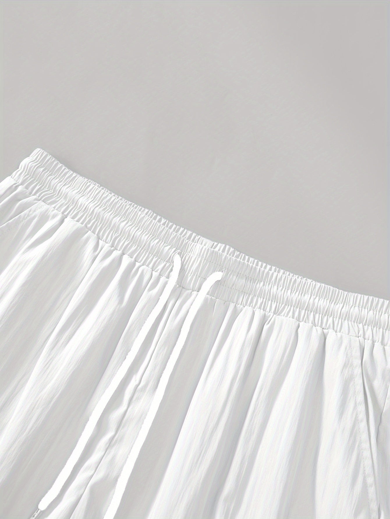 Men's Summer 2pcs Set: Casual Fashion Beige Short Sleeve Collared Shirt & Drawstring Shorts - Lightweight Blend, Ideal for Beach Vacations