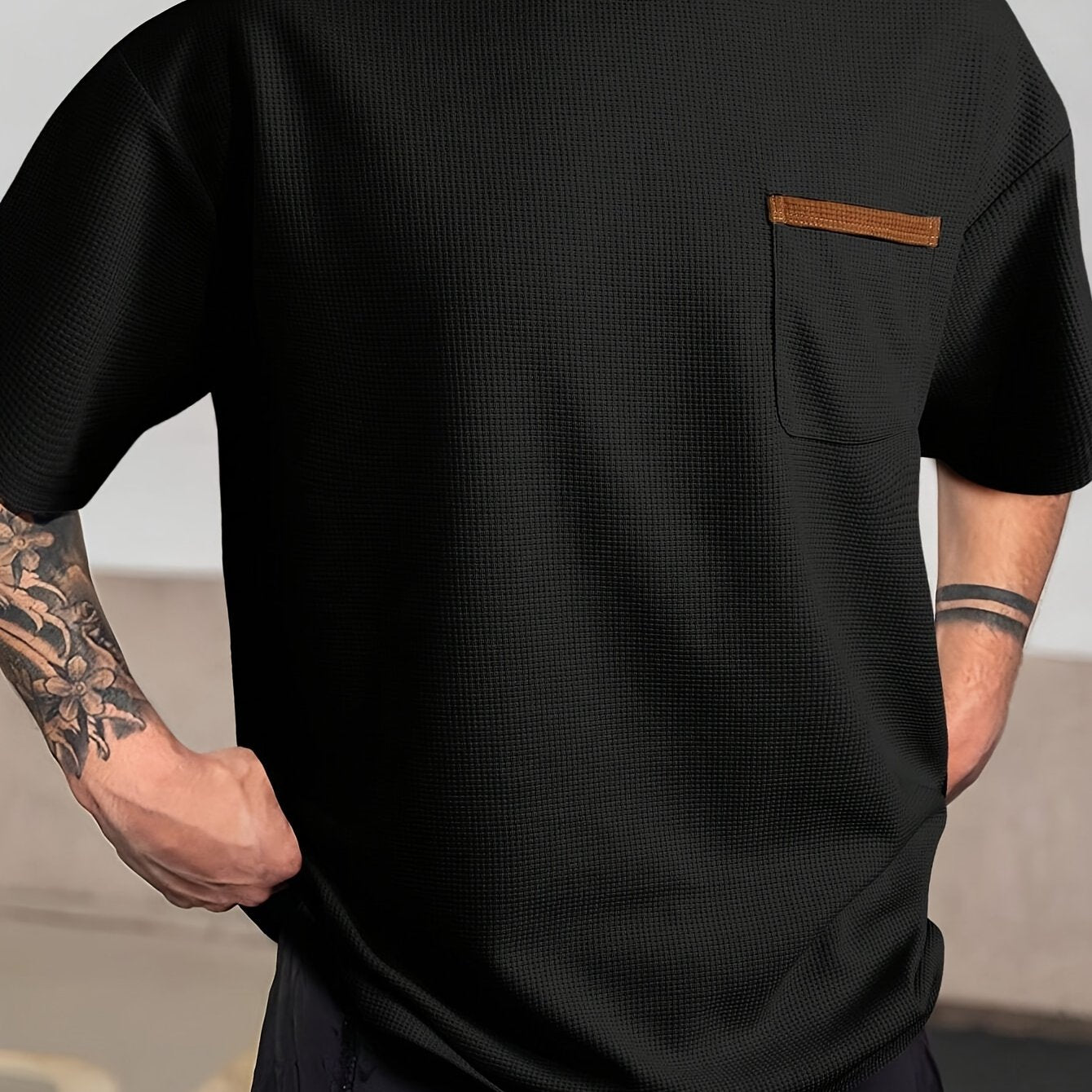 Men's Solid T-shirt With Chest Pocket, Casual Short Sleeve Crew Neck Tee, Men's Clothing For Summer Outdoor