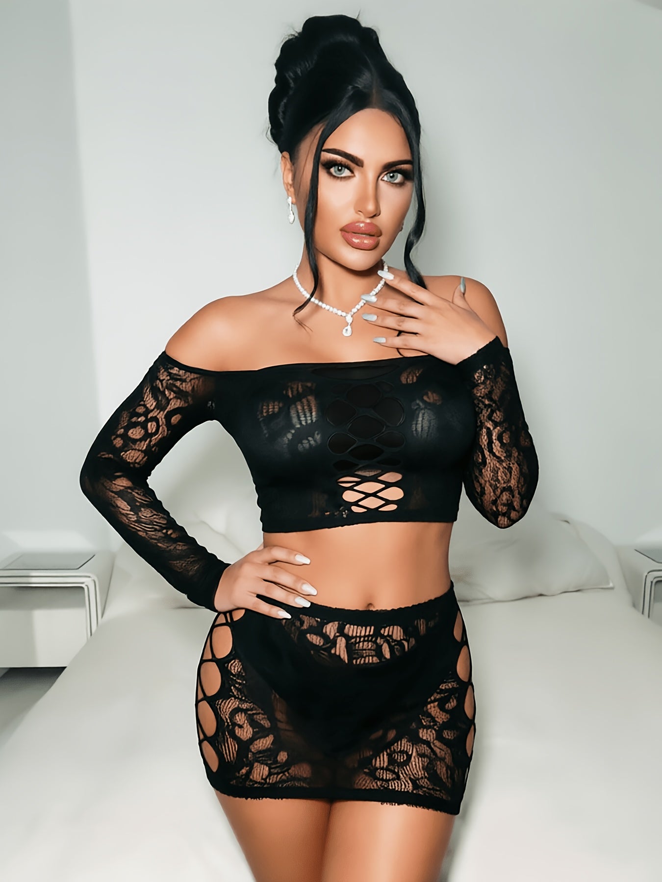 Plus-Size Stretch Lace Two-Piece Set with Cutout Mini Skirt
