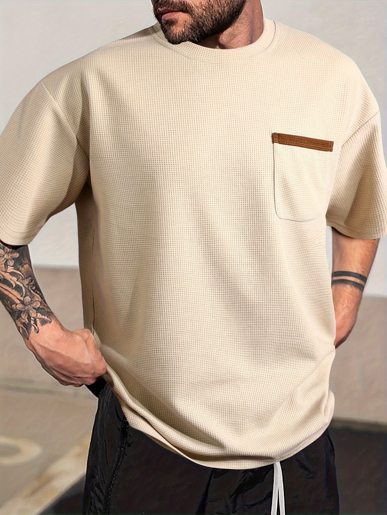 Men's Solid T-shirt With Chest Pocket, Casual Short Sleeve Crew Neck Tee, Men's Clothing For Summer Outdoor