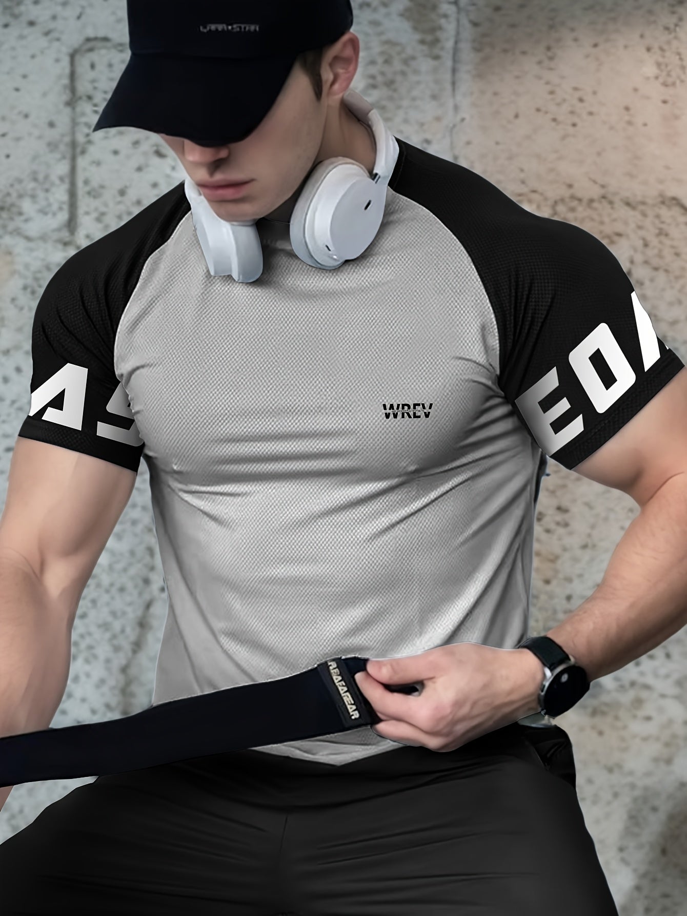 Men's Quick-Dry Breathable Mesh Sports T-Shirt - Summer Gym Workout Top with Contrast Black White Sleeves for Man Letter Print, Slim Fit for Running Training Casual Wear, Breathable Running Gear Sporty Casual Tee Mesh