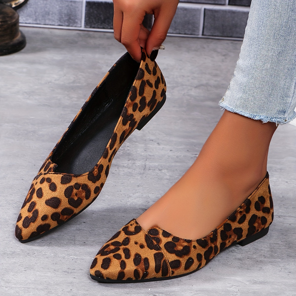 Women's Solid Color Elegant Flats, Lightweight Flat Slip On Walking Ballets, Point Toe Daily Footwear