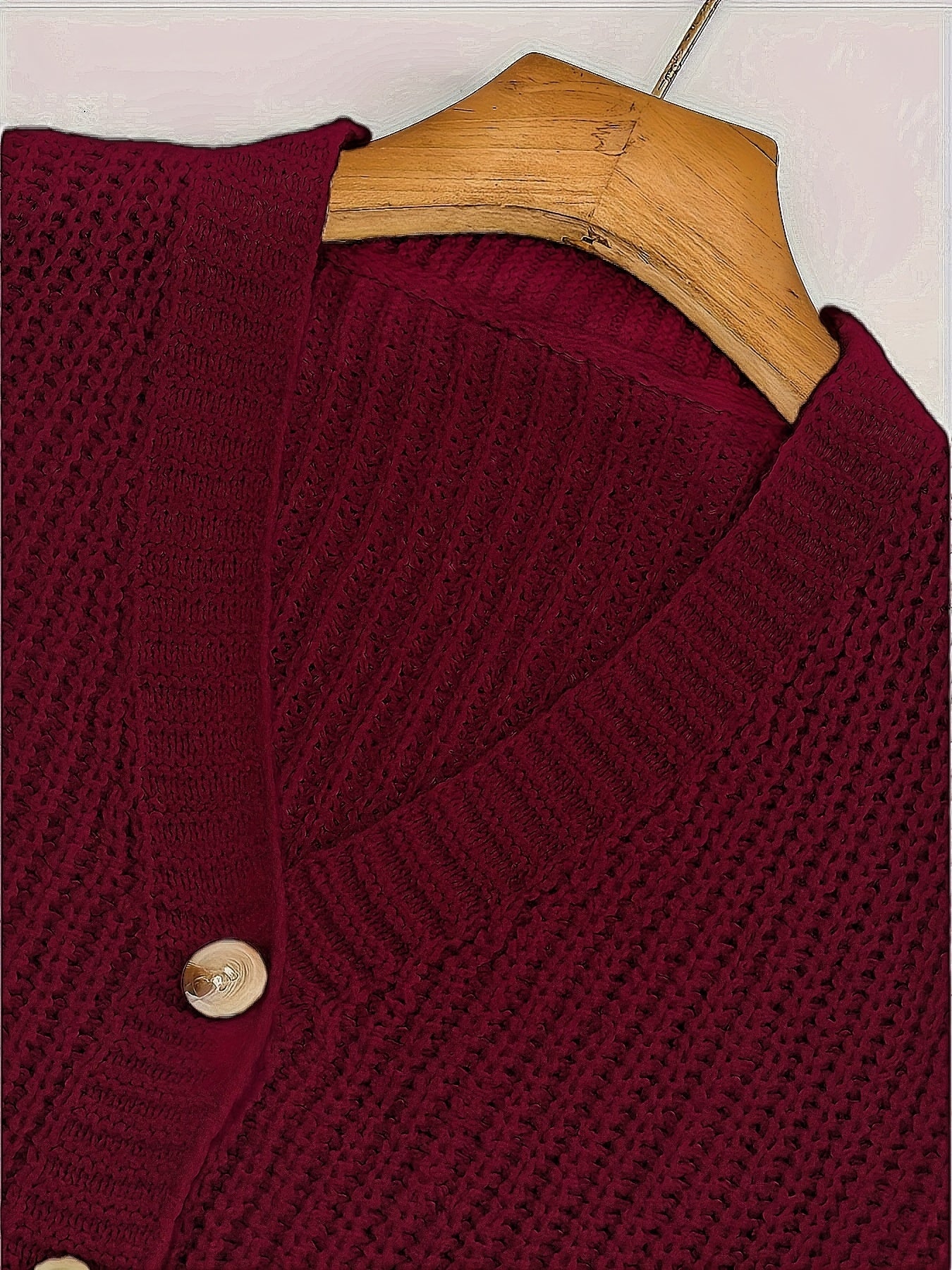Elegant Drop Shoulder Women's Knit Cardigan with Contrasting Buttons - Long Sleeve, Ribbed Detail, Polyester, Perfect for Fall/Winter