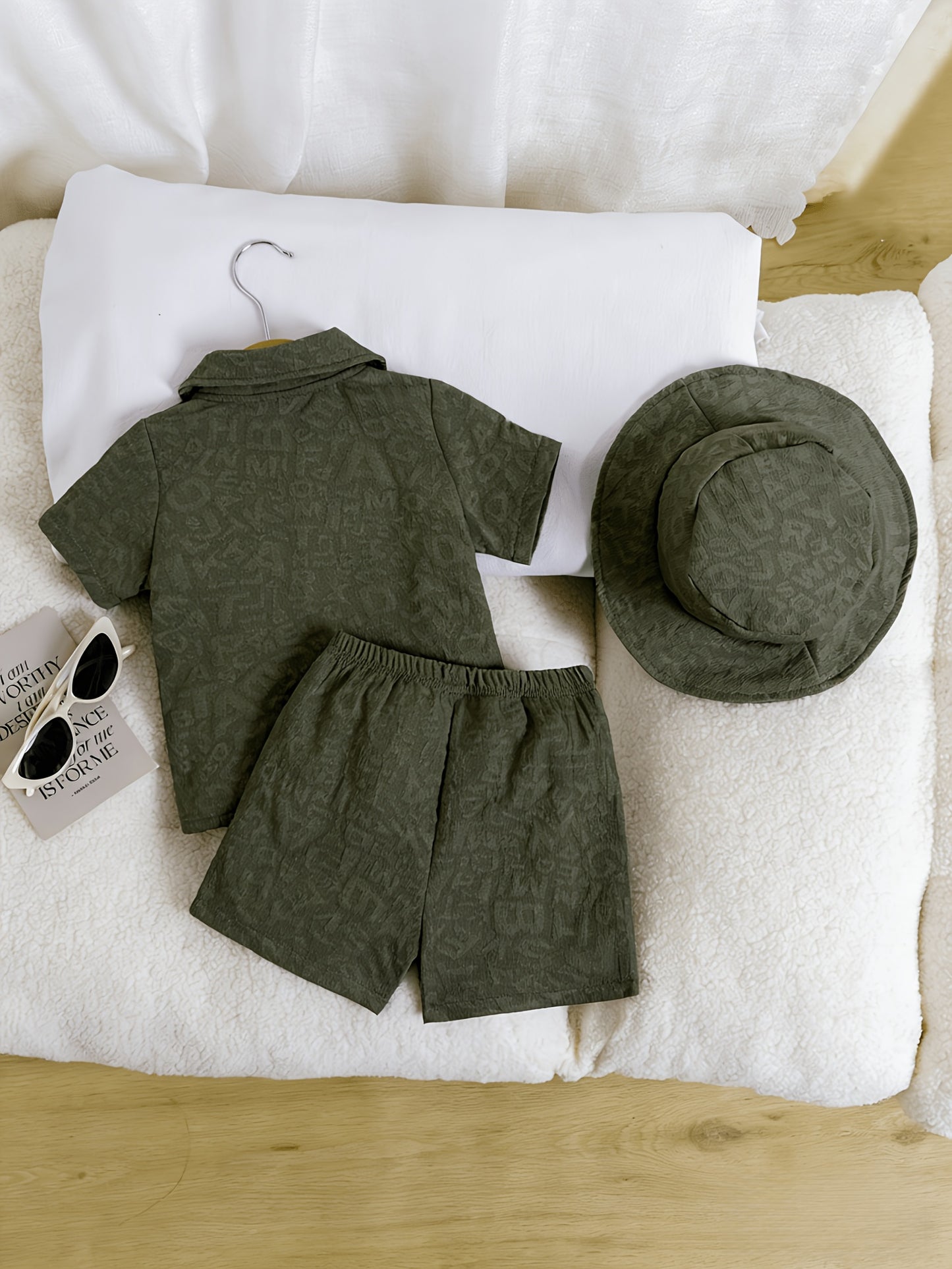 Boys' Summer Casual 3D Letter Print Shirt & Shorts Set with Hat