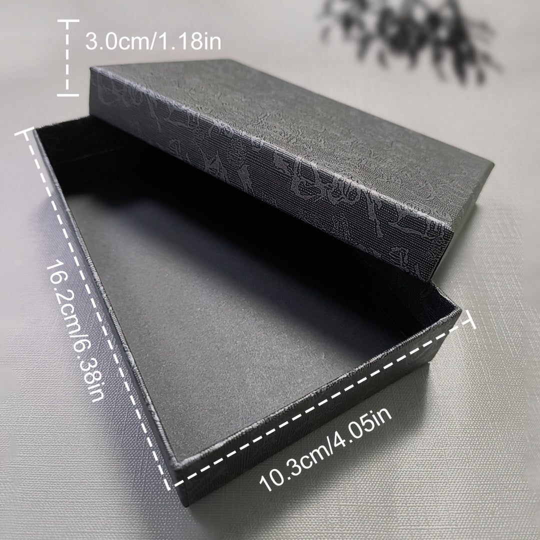 5 ոճային և շքեղ տղամարդկանց գործնական և առօրյա ժամացույցների հավաքածուն, ինչպես նաև էլեգանտ ակնոցները, դրամապանակը և գրիչի տեսքով բանալիօղակը կատարյալ նվեր են երեկույթների և տոների համար։