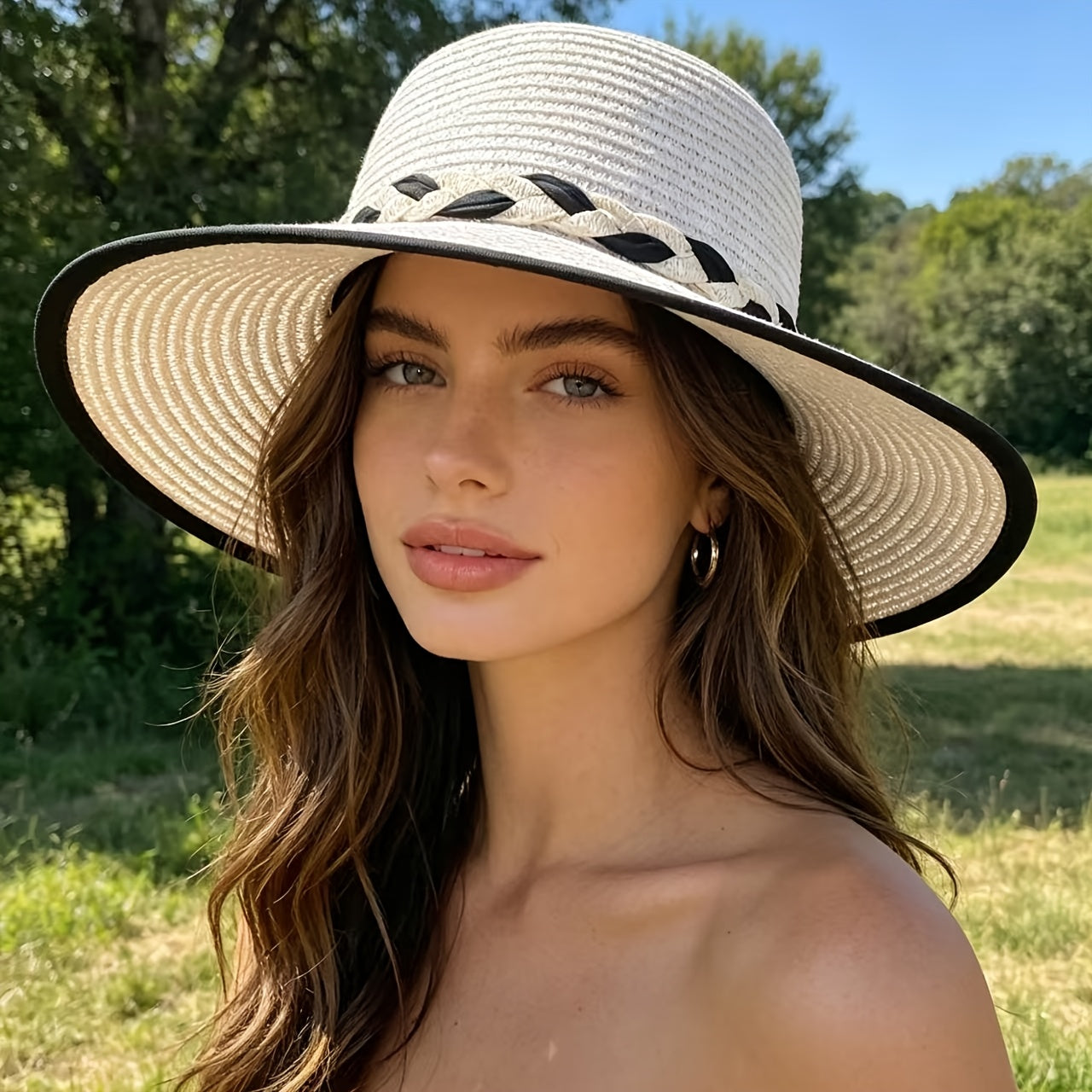 Women's Lightweight Foldable Sun Hat with Black Bow