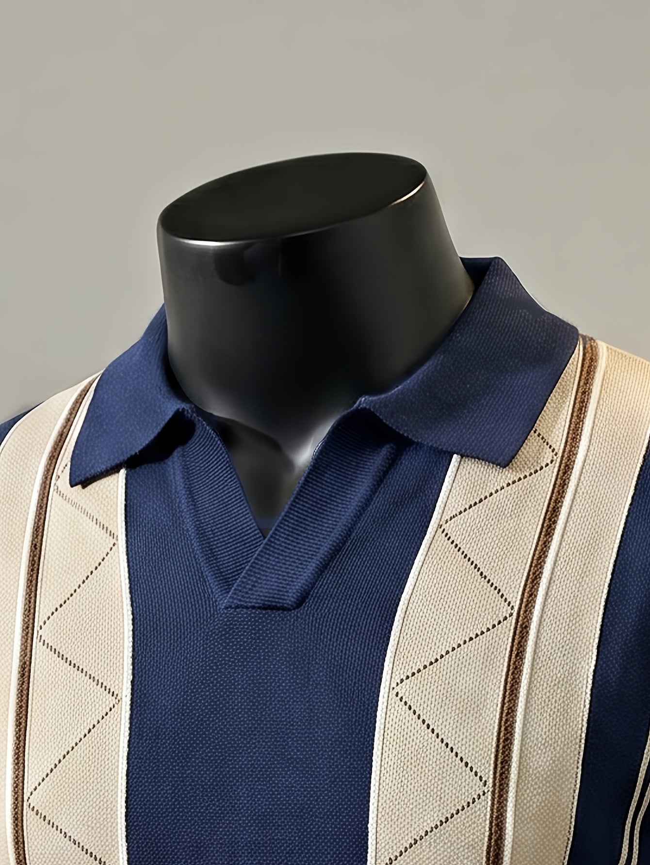 Men's Knit Short-Sleeve Polo Shirt with Breathable Mesh Design