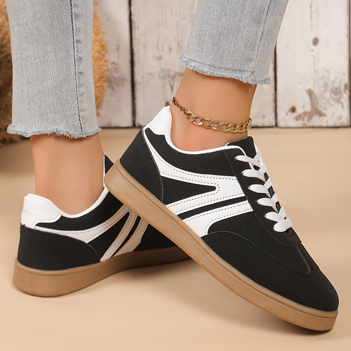 Women's Breathable Knit Sneakers - Lightweight, Comfortable Lace-Up Low Tops in Solid Colors for Summer Walking & Jogging