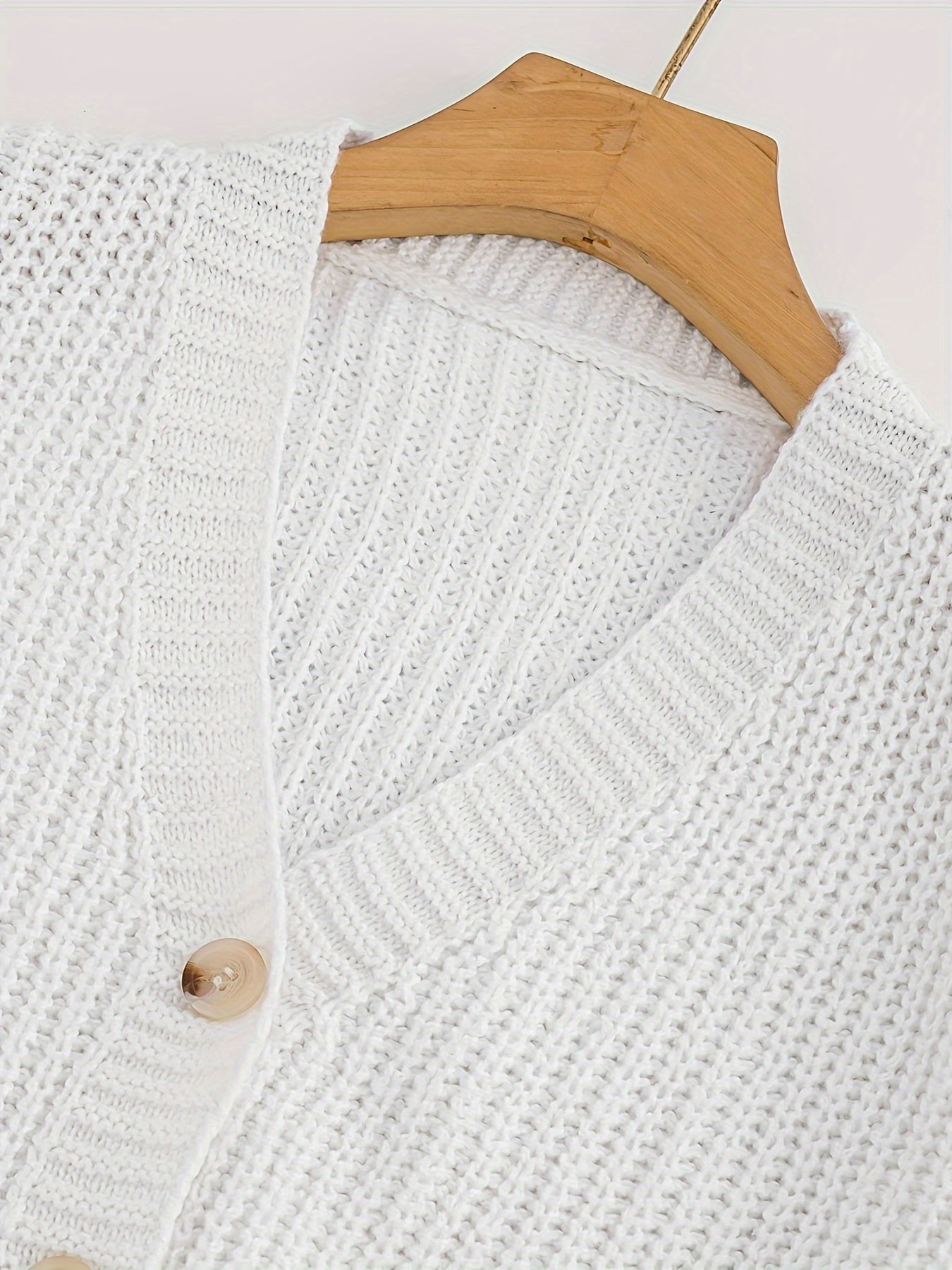 Elegant Drop Shoulder Women's Knit Cardigan with Contrasting Buttons - Long Sleeve, Ribbed Detail, Polyester, Perfect for Fall/Winter