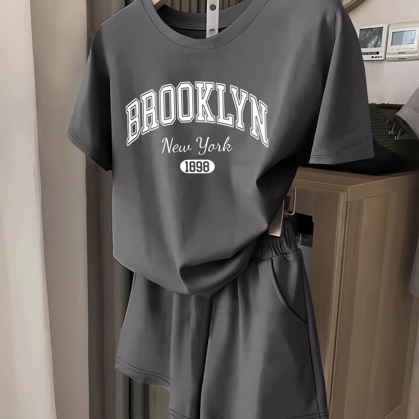 BROOKLYN letter print երկհատ հավաքածու, կարճաթև շապիկ և շորտեր, կանացի հագուստ