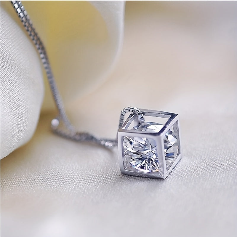 1pc Elegant Square Pendant Necklace, Cubic Zirconia, Alloy, Clavicle Chain for Women, Daily Wear Jewelry, All Seasons Compatible