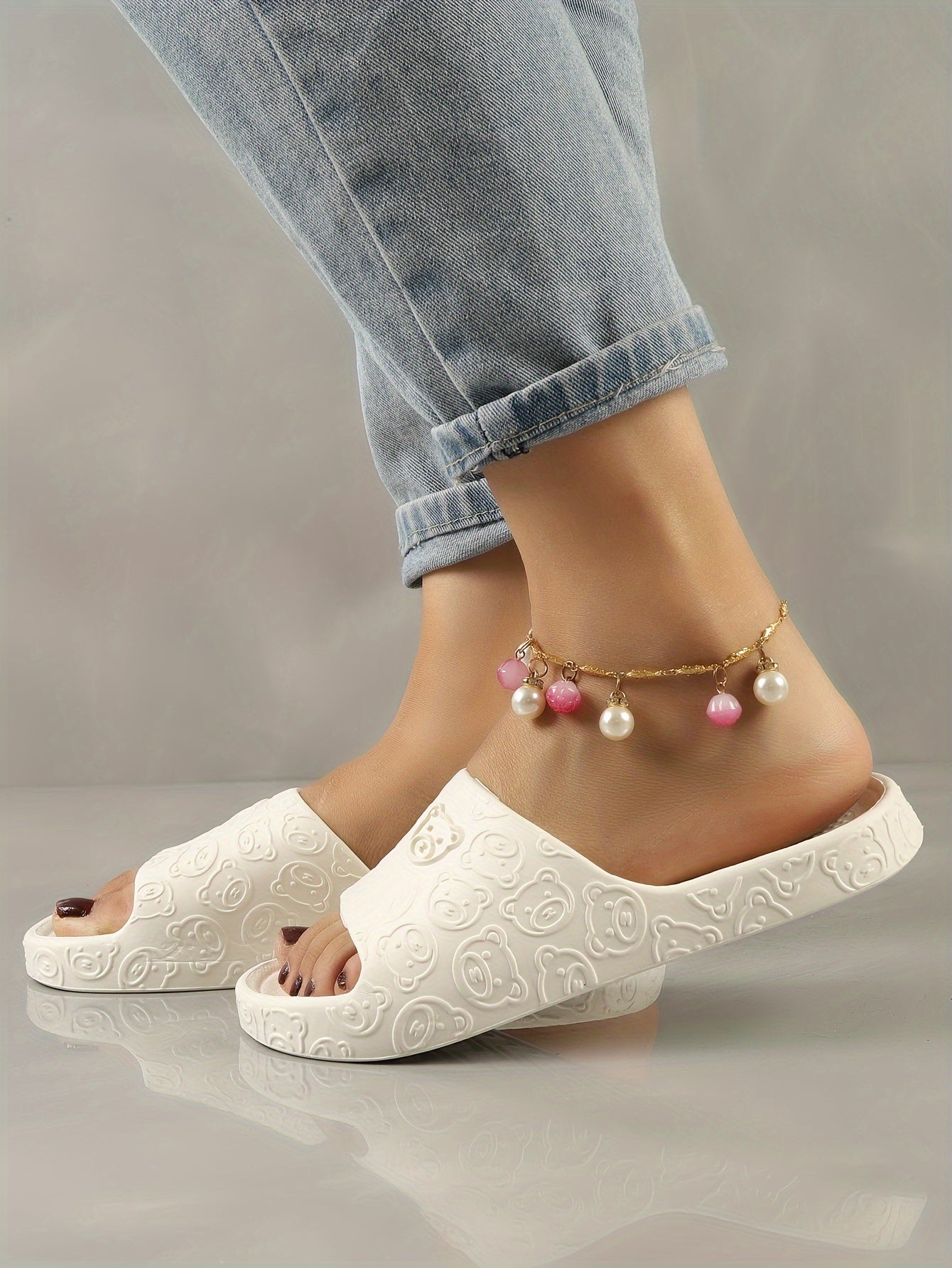 Women's Cute Bear Pattern Slides, Casual Open Toe Soft Sole Shoes, Lightweight Slip On Beach Slides