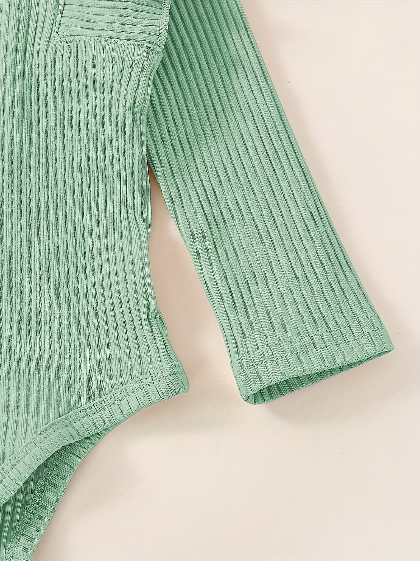 3pcs Baby Girl Outfit Set, Cute Ribbed Ruffle Long Sleeve Romper & Pants, 95% Cotton 5% Spandex, Crew Neck Pullovers, Solid Color, Regular Fit, No Belt, Fall/Winter Knit Fabric, 0-18 Months, for Outdoor