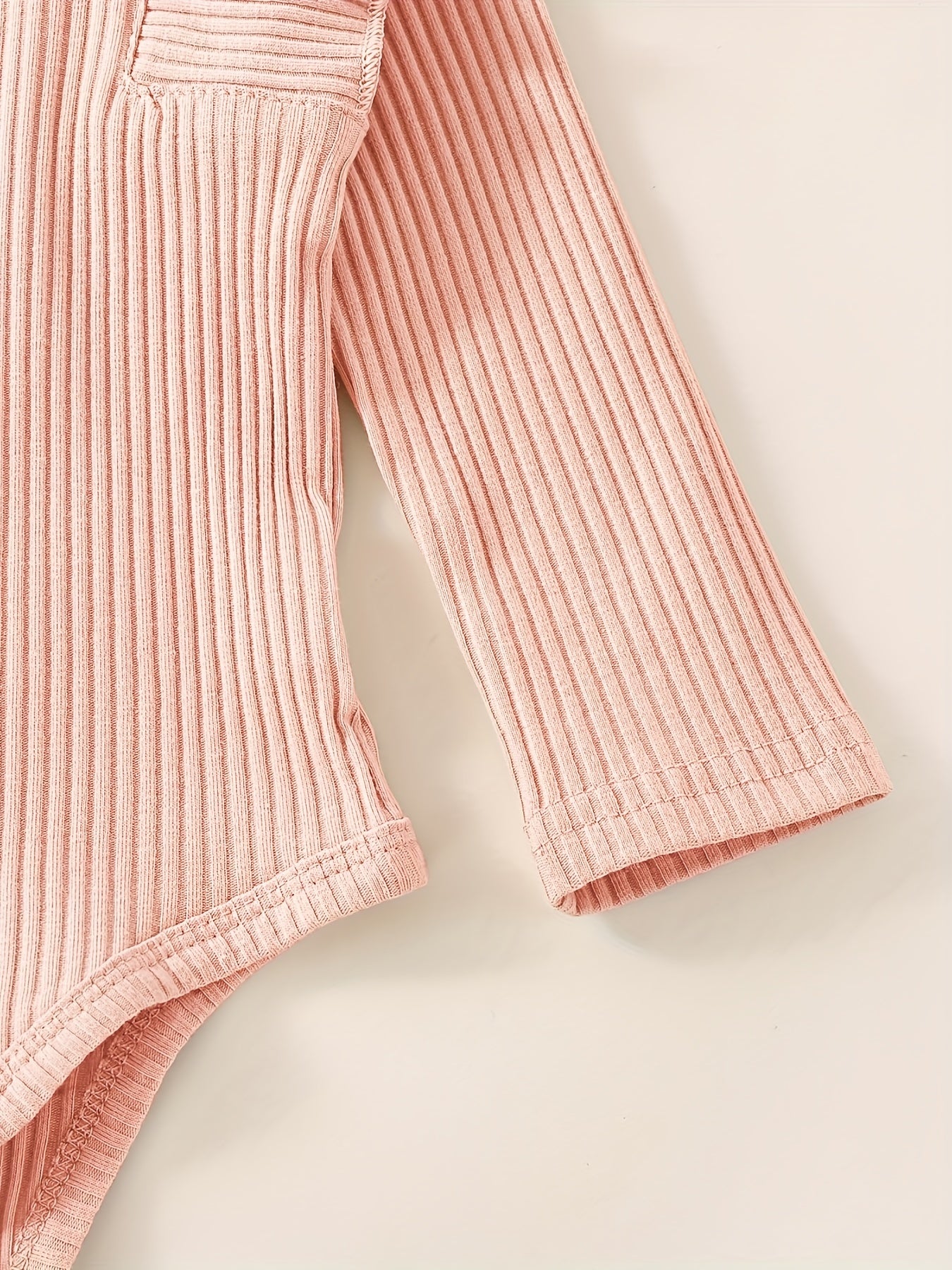 3pcs Baby Girl Outfit Set, Cute Ribbed Ruffle Long Sleeve Romper & Pants, 95% Cotton 5% Spandex, Crew Neck Pullovers, Solid Color, Regular Fit, No Belt, Fall/Winter Knit Fabric, 0-18 Months, for Outdoor