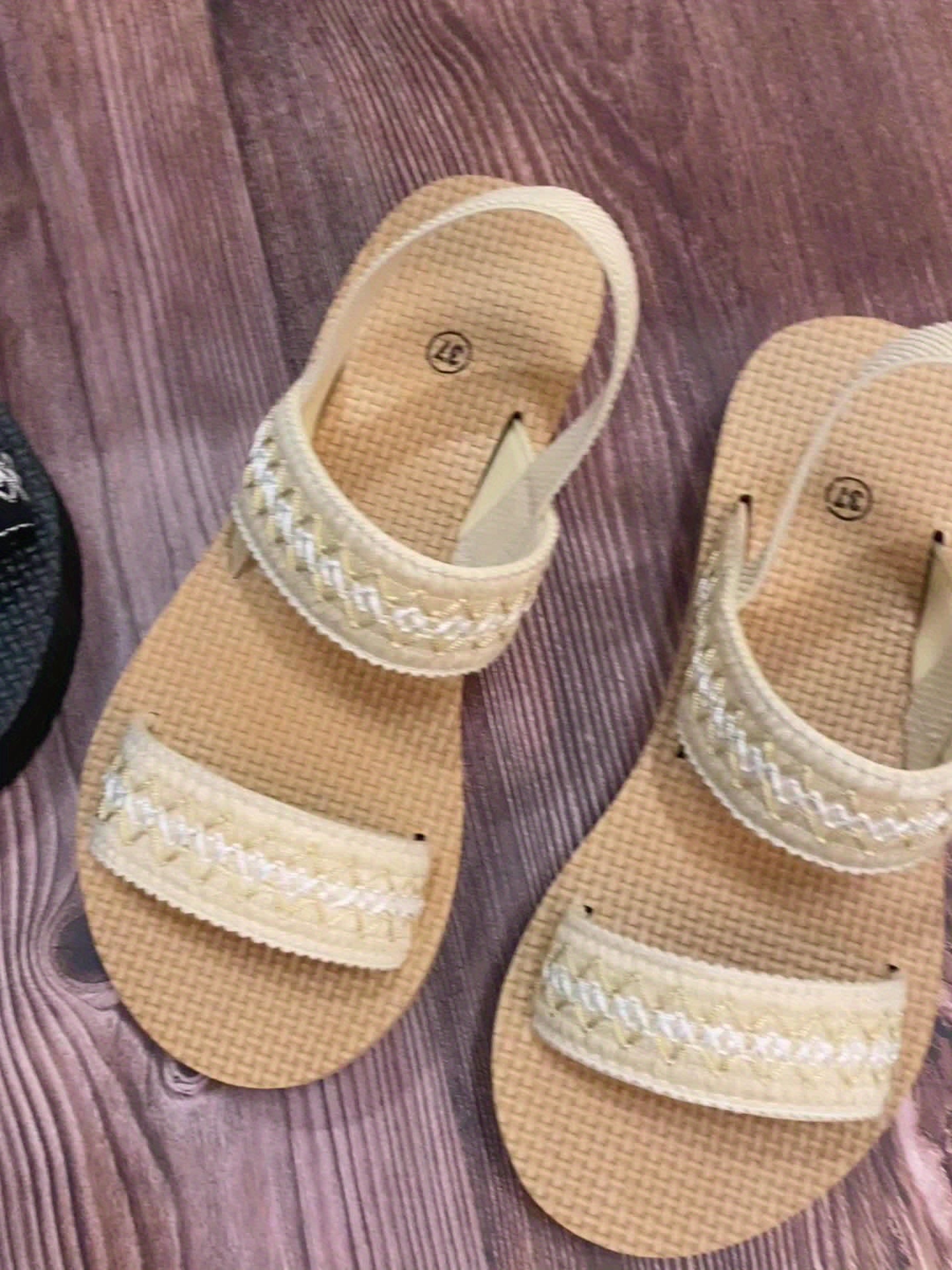 Կանացի սանդալներ Thickened Sole Slippers Splippers Slippers Հանրաճանաչ Hot Deal Կանացի սանդալներ Մի զույգ թեթև և հարմարավետ սանդալներ, որոնք հարմար են գնումների և քայլելու համար Հարմարավետ գործվածքից առաձգական սանդալներ