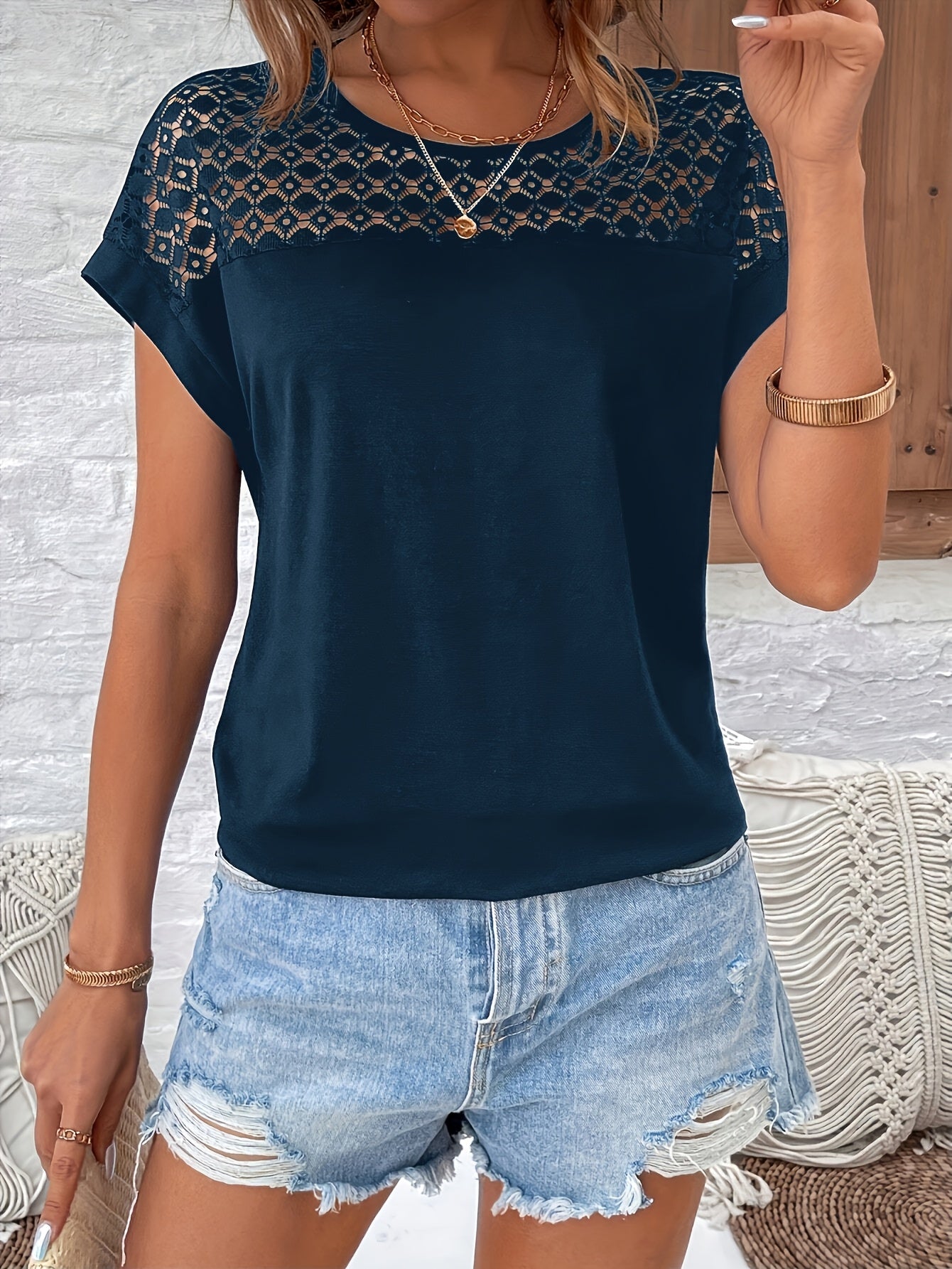 Vacation Style Lace Batwing Short-Sleeve T-Shirt