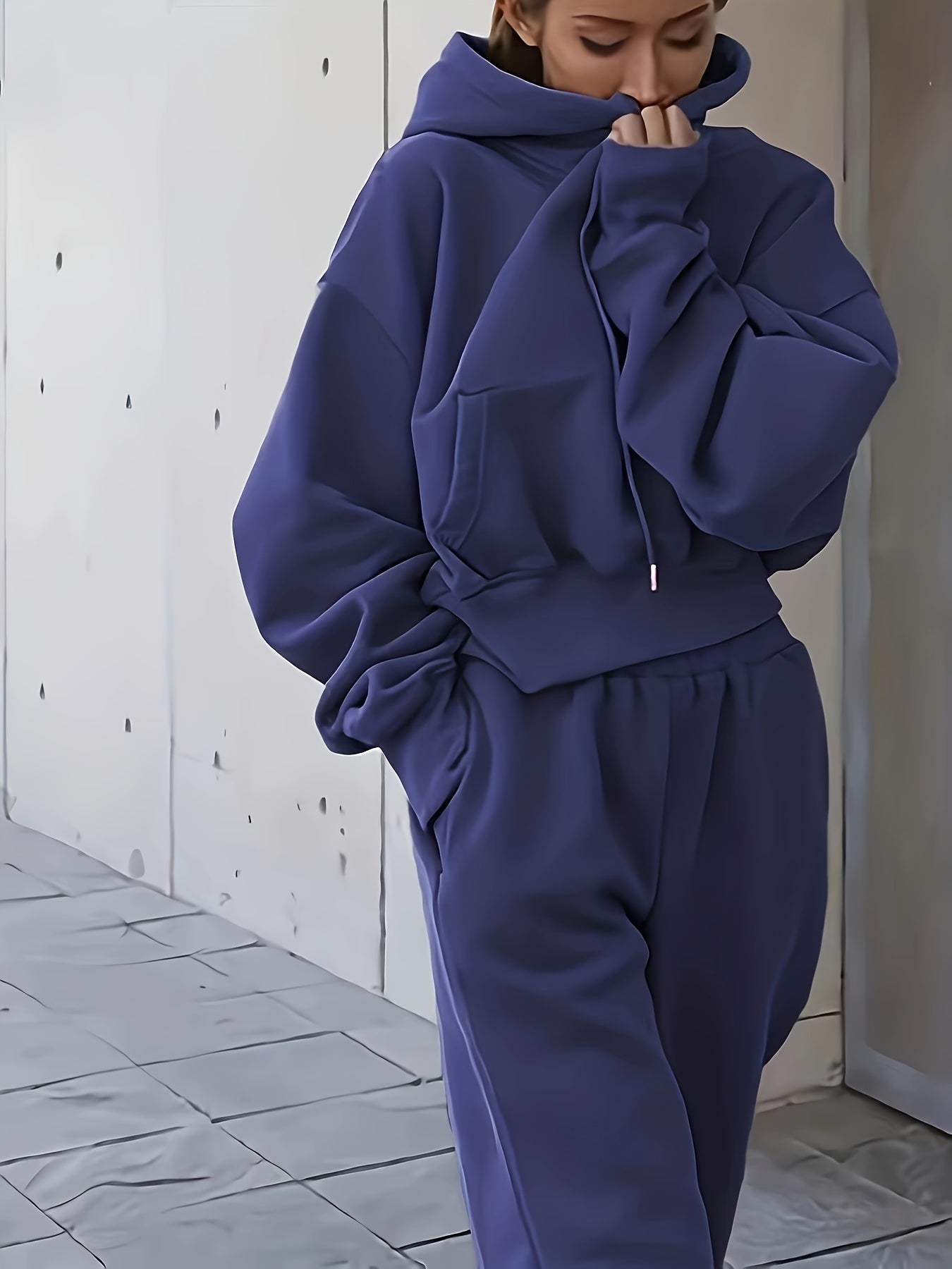 Cozy Fleece-Lined Hoodie & Joggers Set for Women - Casual Solid Color, Long Sleeve with Drawstring Waist, Machine Washable - Perfect for Fall/Winter