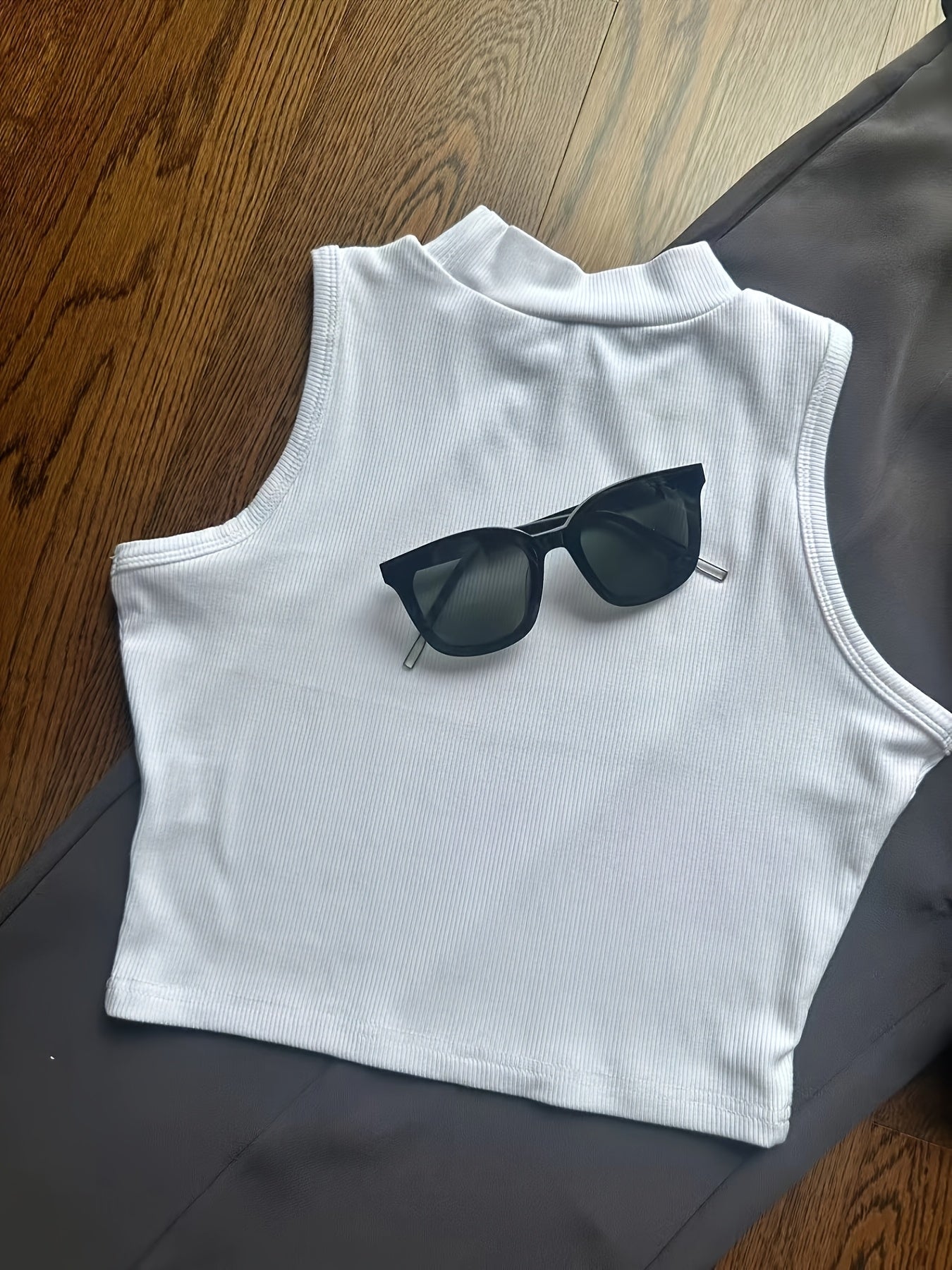 Summer Sexy Half-Turtleneck Sleeveless Vest + Versatile Western Flare Pants Set with Belt