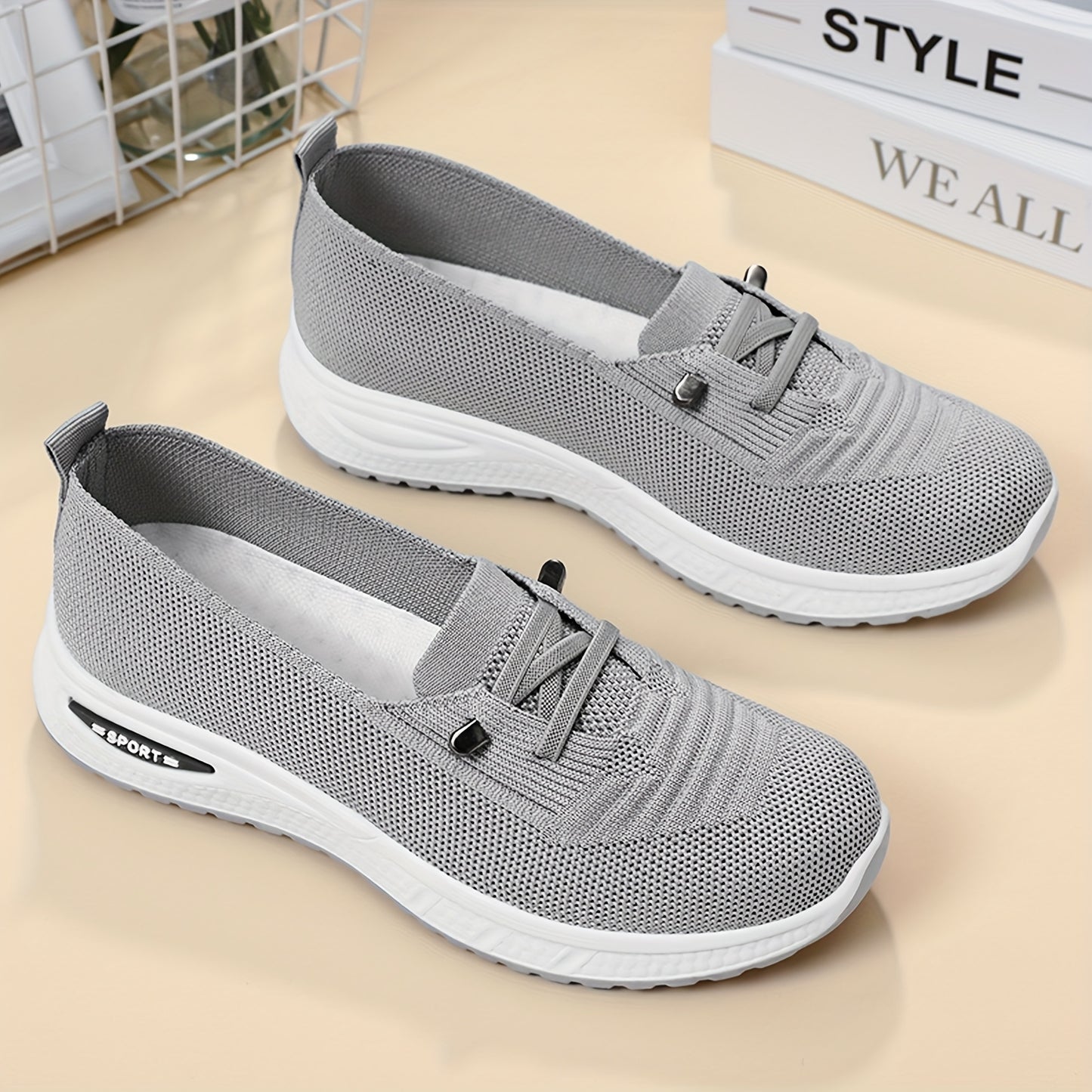 Women's Casual Slip-On Shoes, Simple and Versatile Sports Slip-On Shoes, Knitted Upper