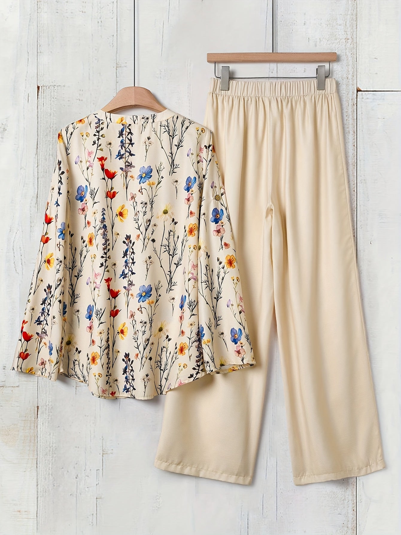 Women'S New Elegant Holiday Casual Floral Print Long Sleeve Shirt And Solid Color Elegant Casual Loose Pants Set.
