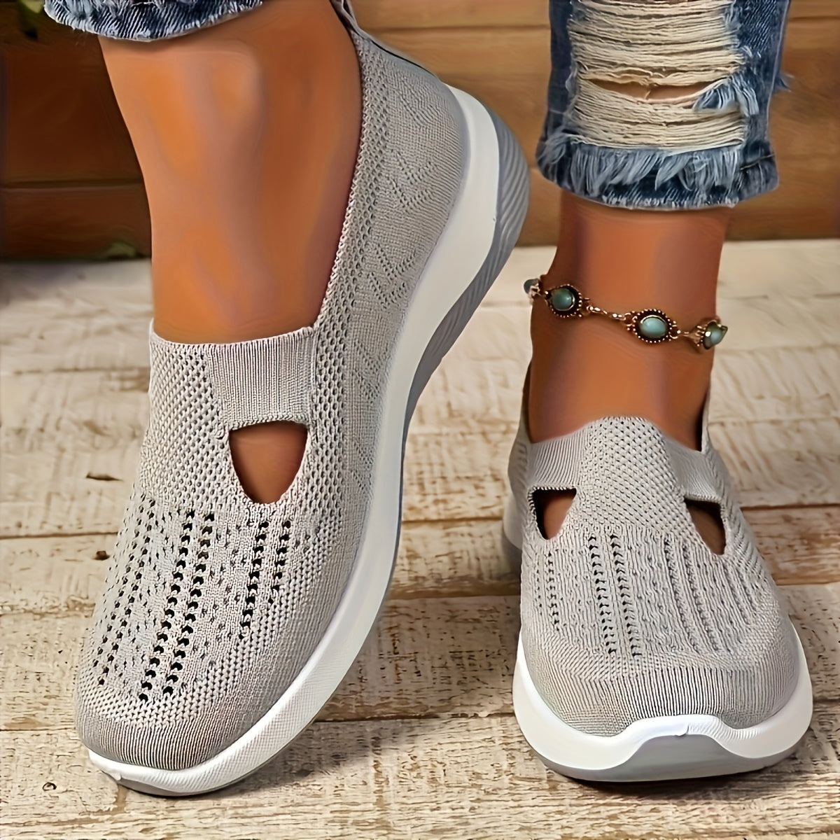 Women'S Breathable Mesh Slip-On Sneakers - Comfortable Low-Top Casual Shoes with Soft Rubber Sole, Black & White Design, All-Season Wear, Casual Footwear | Breathable Mesh Shoes | Durable Rubber Sole
