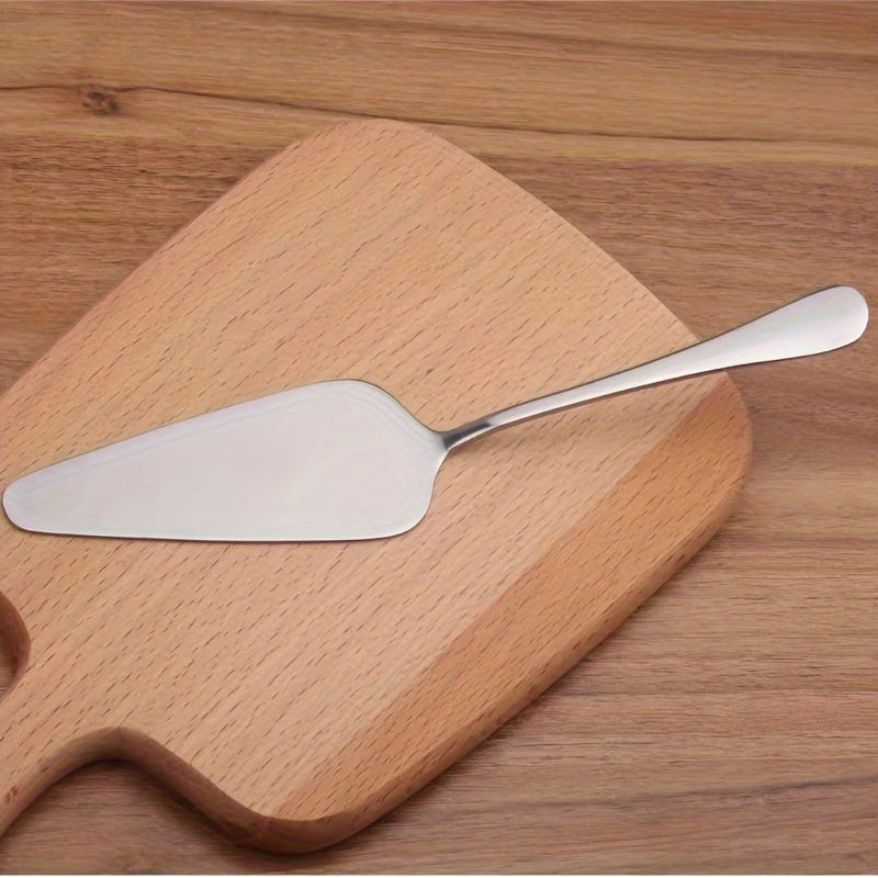 1pc Stainless Steel Cake & Pizza Server - Triangle Shovel for Desserts, Baking, Tiramisu Slicing, Durable Kitchen Tool, Non-Electric, Food Supply Equipment, Ideal for Home Baking / Professional Chefs / Culinary Enthusiasts