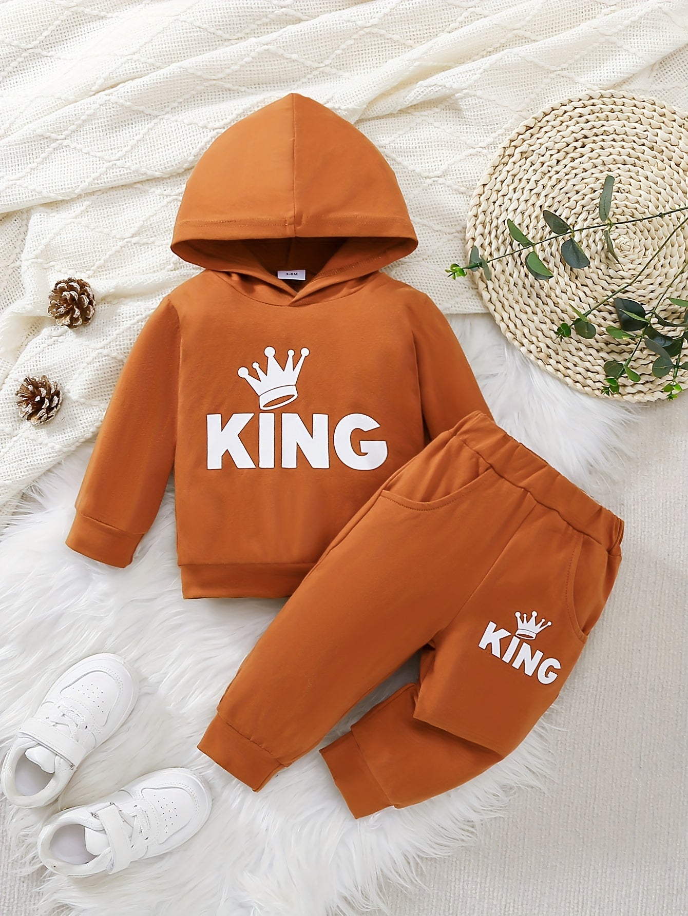 2 հատ Baby Boy's Casual Fashion Outfit Hooded KING Print երկարաթև մարզաշապիկ + շալվար բացօթյա հավաքածու