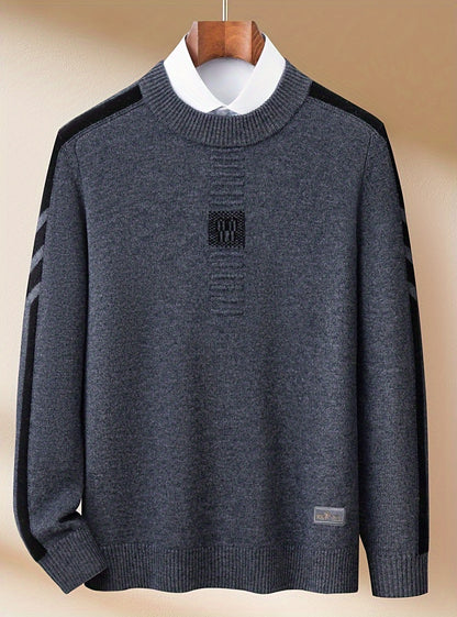 This Thick, Round-Neck Long-Sleeve Sweater for Men Features a Soft And Comfortable Design with Stylish Striped Edges, Perfect for Outdoor Gatherings And Everyday Wear, And Can Be Layered