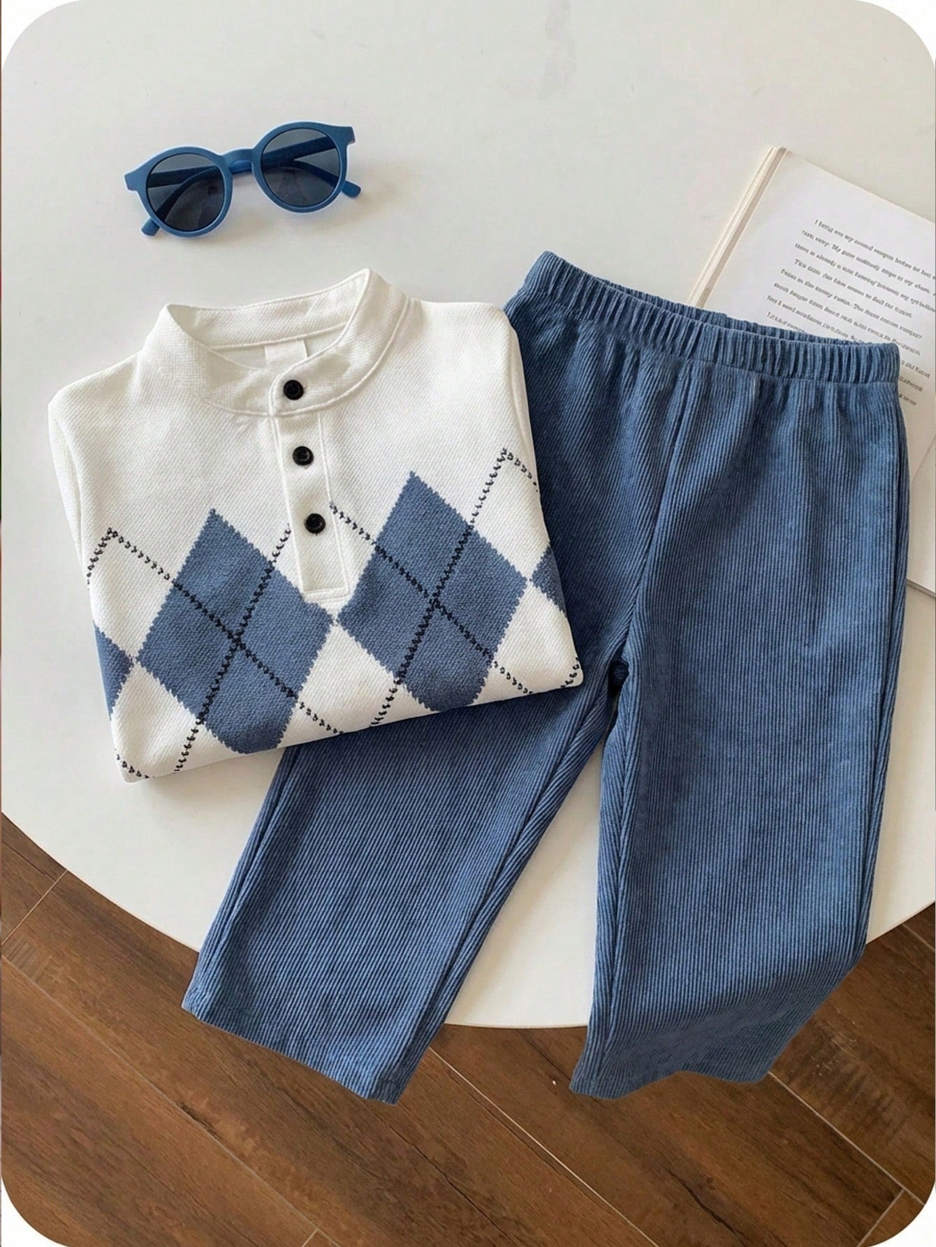 Boys' British Style Rhombus Top & Corduroy Pants Set for Spring