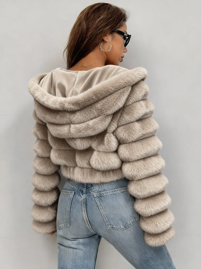 Elegant Women's Short Hooded Plush Coat for Fall/Winter