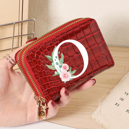 Minimalist Women'S Short Wallet Featuring a Double Zipper Design, with a Crocodile A-Z Letter Pattern. This Stylish Handbag Also Serves As a Fashionable Coin Wallet, Perfect for Travel, Back-To-School, Or Parties.