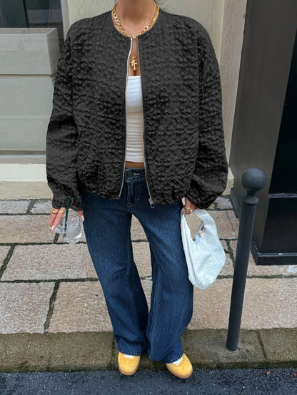 Միագույն կայծակաճարմանդով առօրյա բաճկոն