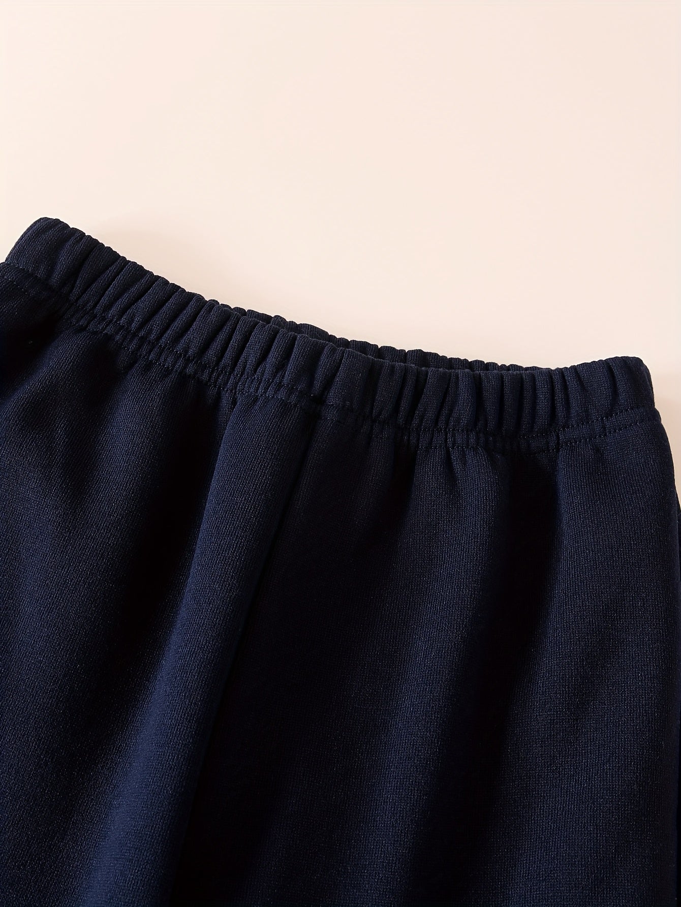 Աշնանային և ձմեռային կլոր վզնոցով սվիտեր՝ երկար թևքերով, եռագույն պատչվորք «Cute Bear» պիտակով, առօրյա, հարմարավետ, պարզ, նորաձև, բազմակողմանի, առօրյա տաբատների 2 հատանոց հավաքածու, իդեալական է բացօթյա օգտագործման համար