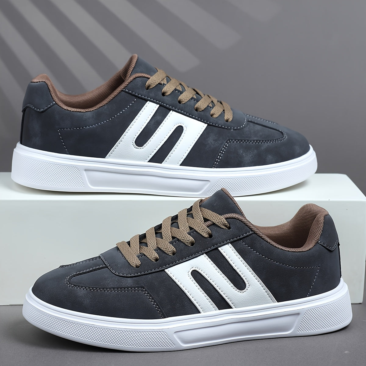 Men's Low-Top Casual Lace-Up Sneakers with EVA Sole